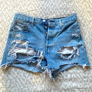 Levi’s high waisted shorts